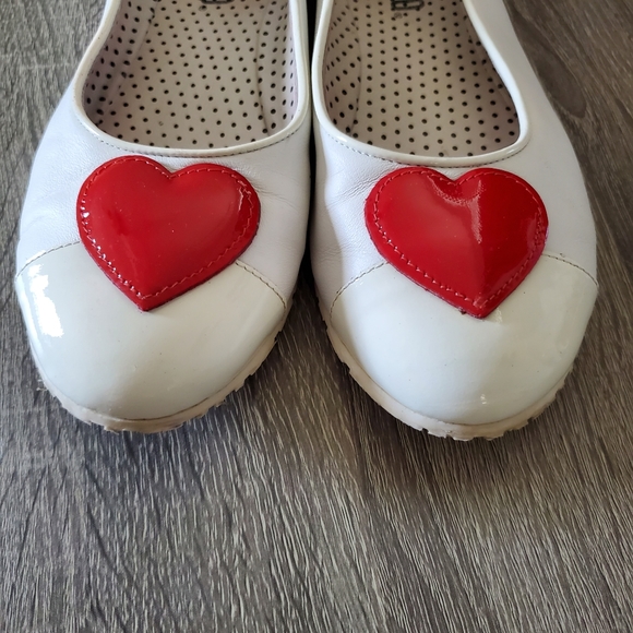 MOSCHINO Teen Flats - Picture 2 of 10